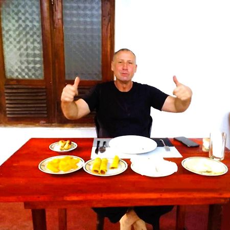 Winstar Homestay Сигирия Экстерьер фото